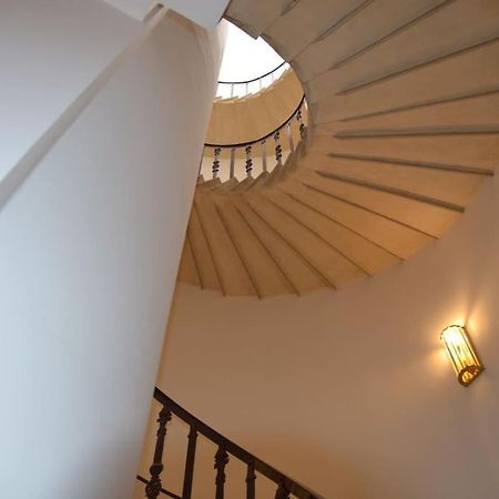 Queen Verona Luxury Apartment Exterior foto