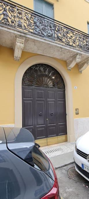 Queen Verona Luxury Apartment Exterior foto