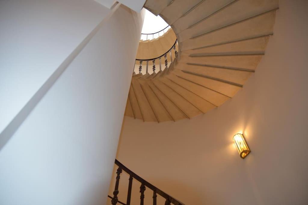 Queen Verona Luxury Apartment Exterior foto
