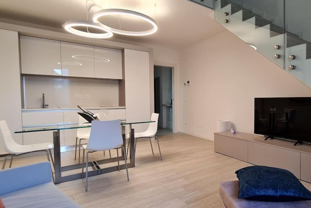 Queen Verona Luxury Apartment Exterior foto